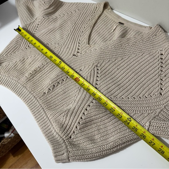 Free People Cream V-Neck Sweater - Picture 4 of 6